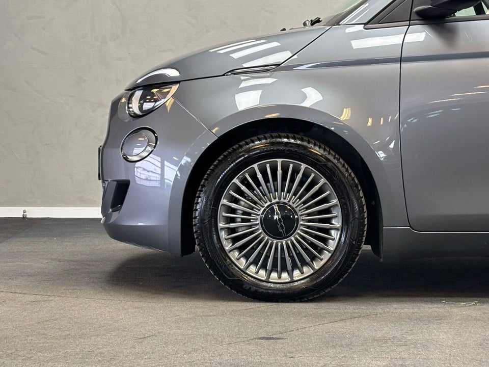 Fiat 500e 42 Icon 3d