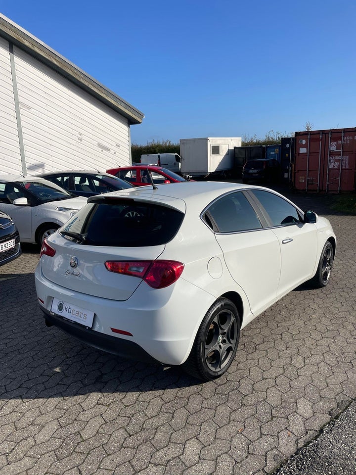 Alfa Romeo Giulietta 1,4 M-Air 170 Distinctive 5d