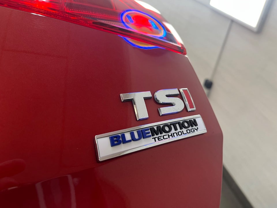 VW Golf VII 1,4 TSi 122 Comfortline DSG BMT 5d