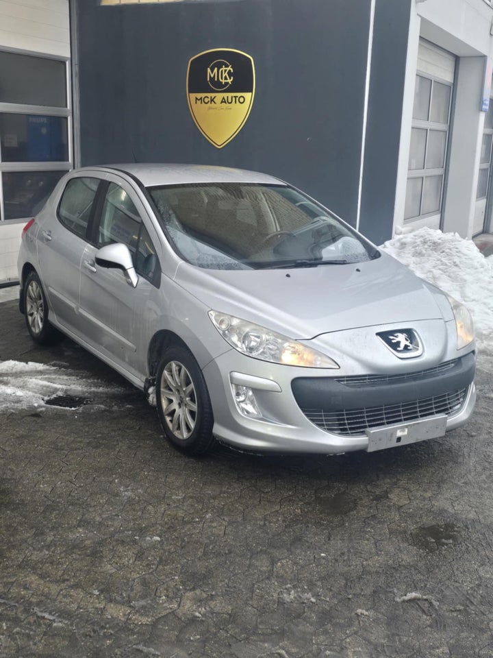 Peugeot 308 1,6 VTi Comfort+ 5d
