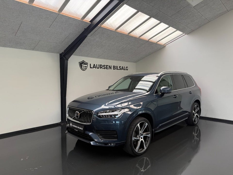 Volvo XC90 2,0 B5 235 Momentum aut. AWD 6prs 5d