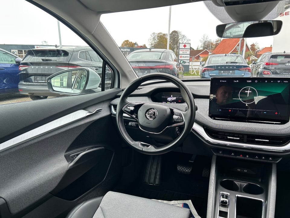 Skoda Enyaq 60 iV Loft 5d