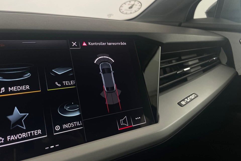 Audi Q4 e-tron 35 Attitude Sportback 5d