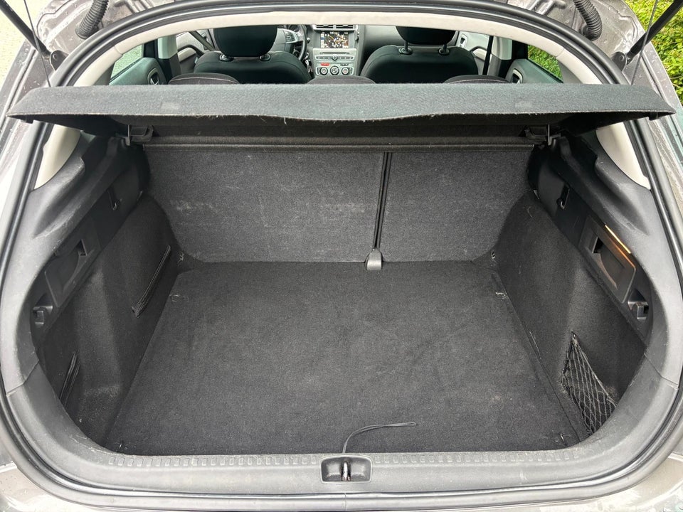 Citroën C4 1,2 PureTech 130 Feel 5d