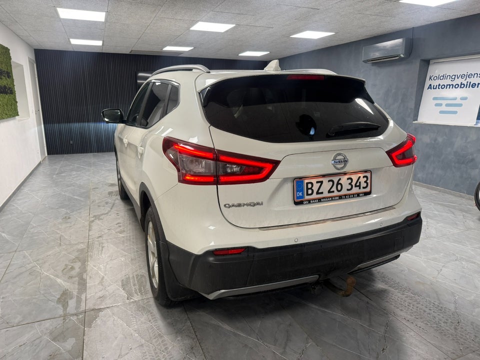 Nissan Qashqai 1,5 dCi 110 Tekna 5d