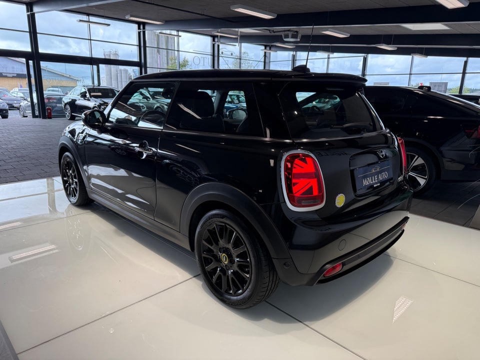 MINI Cooper SE Camden Edition 33 3d