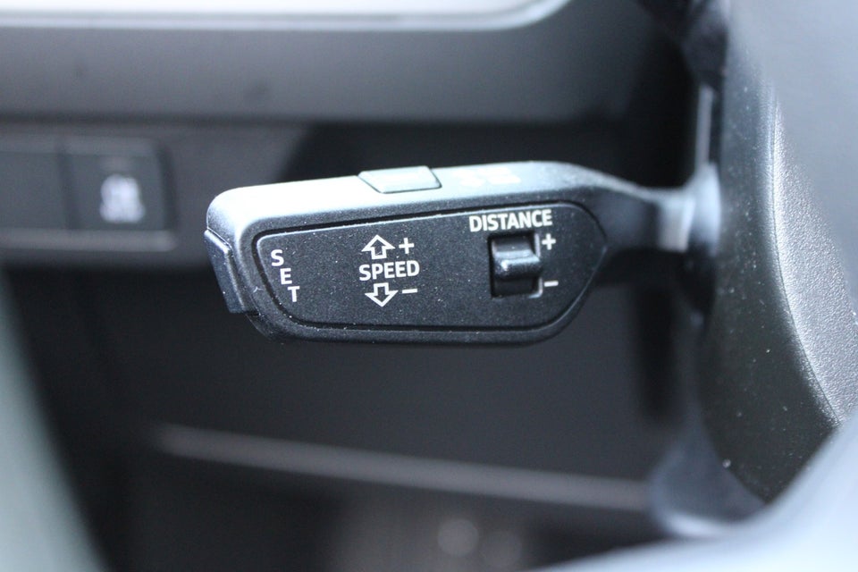 Audi Q4 e-tron 45 quattro 5d