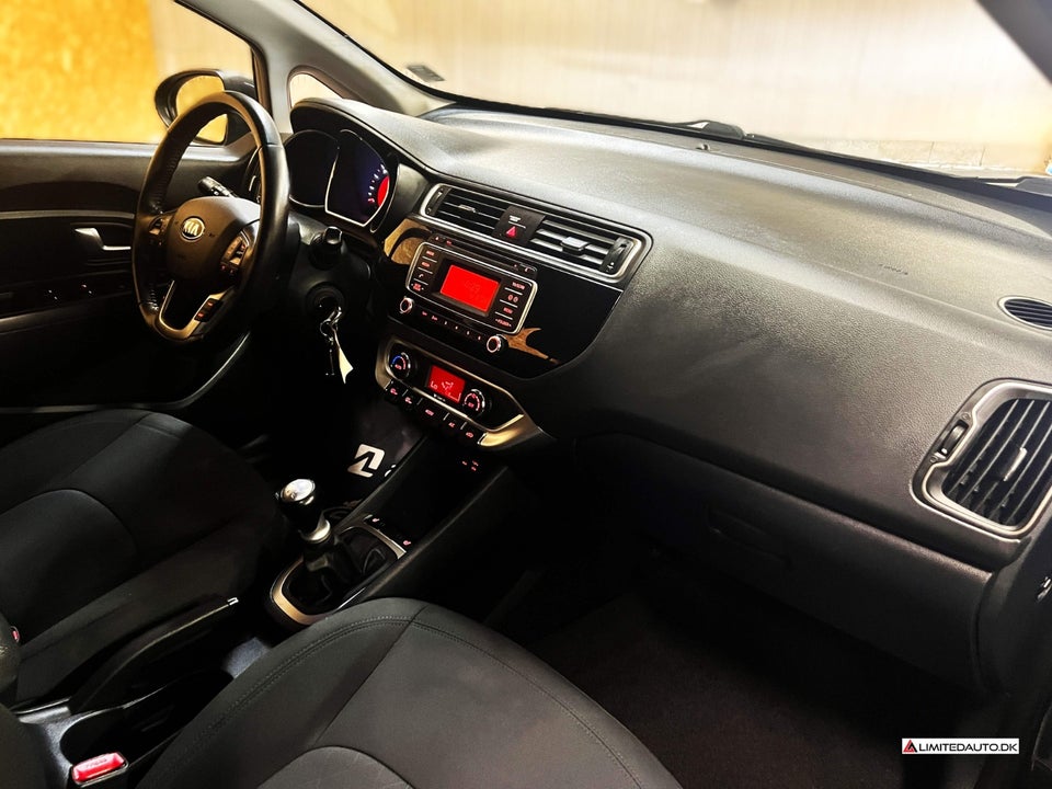 Kia Rio 1,2 CVVT Attraction 5d