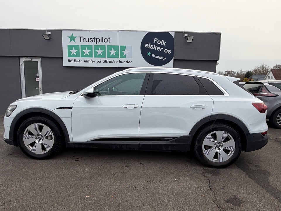 Audi e-tron 55 quattro 5d