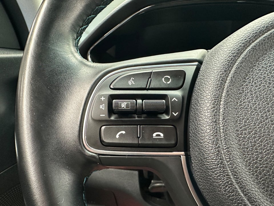 Kia e-Niro 64 Advance 5d