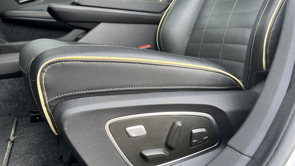 Renault Megane E-Tech 60 Iconic 5d