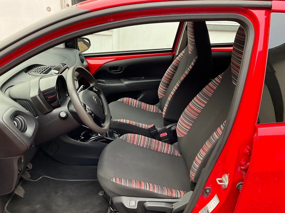 Citroën C1 1,0 VTi Shine 5d