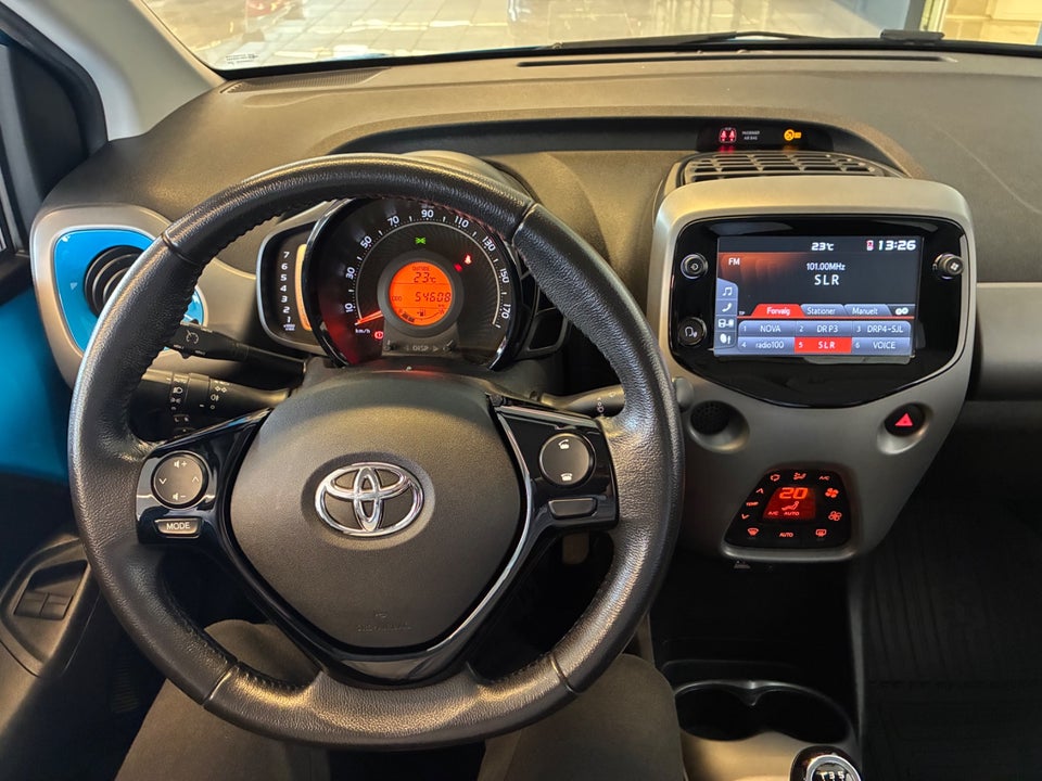 Toyota Aygo 1,0 VVT-i x-pression 5d