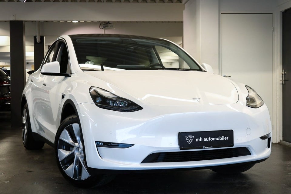 Tesla Model Y Long Range AWD 5d