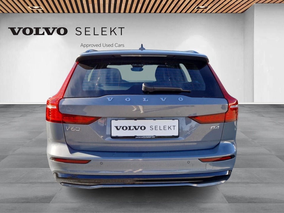 Volvo V60 2,0 B4 197 Plus Dark aut. 5d