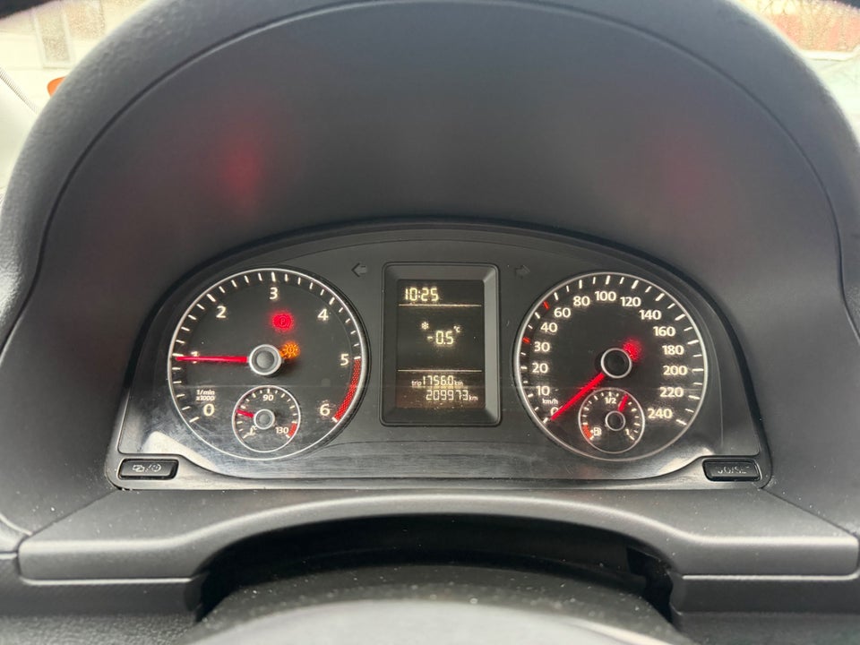 VW Caddy 1,6 TDi 75 Trendline BMT Van 4d