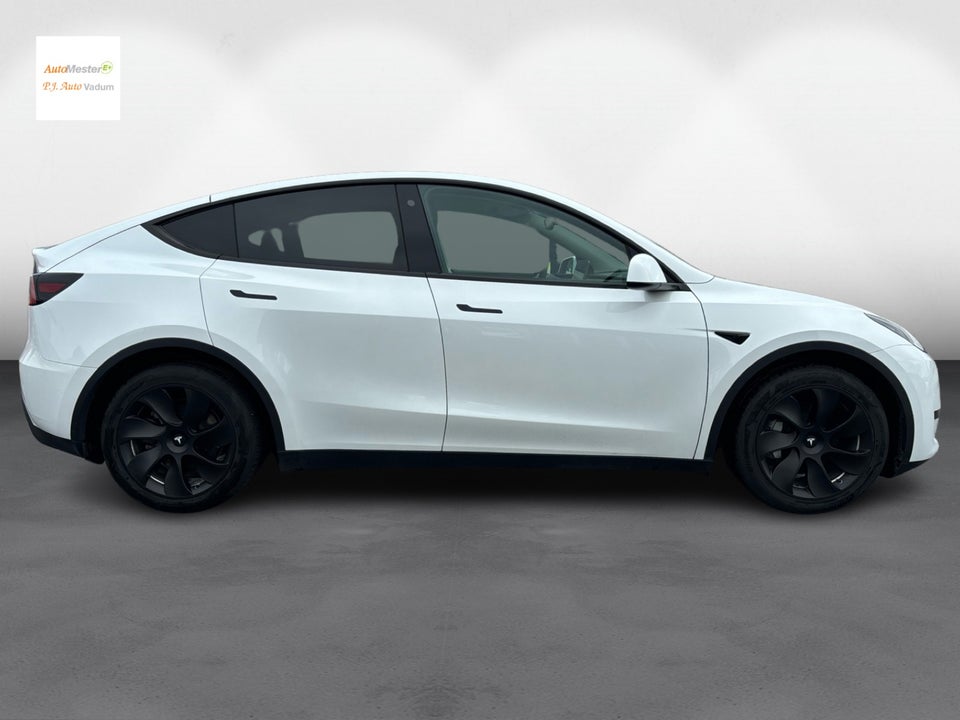 Tesla Model Y RWD 5d