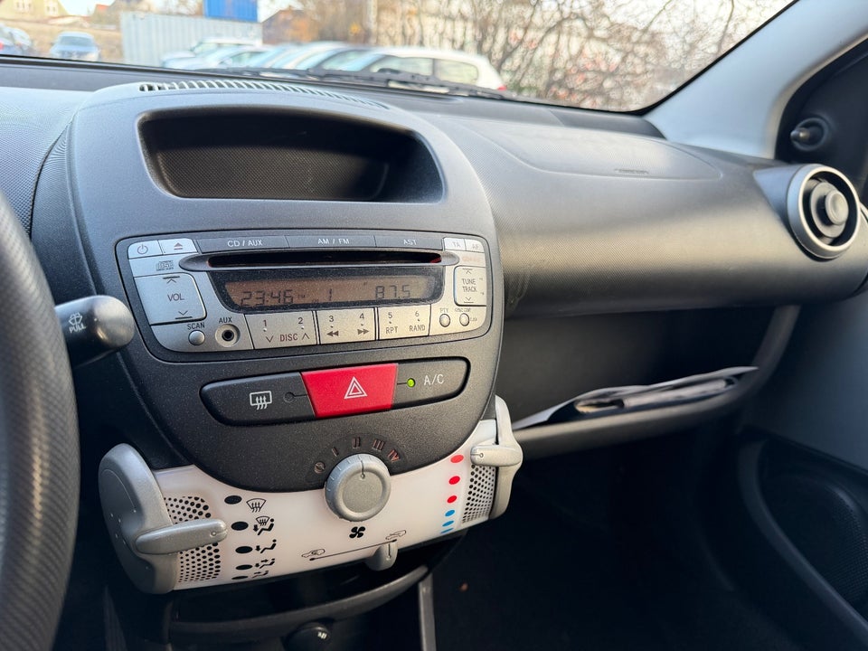 Peugeot 107 1,0 Active 5d