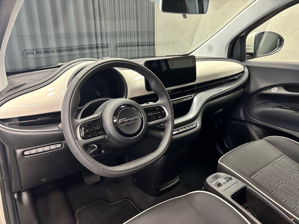 Fiat 500e 24 Icon 3d