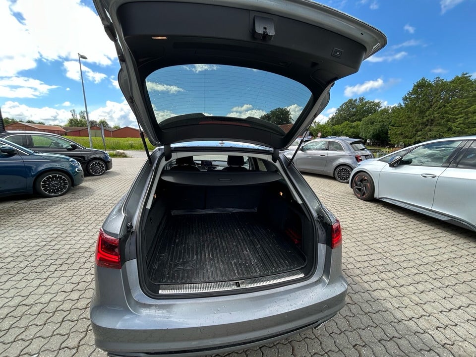 Audi A6 3,0 TDi 218 S-line Avant S-tr. 5d