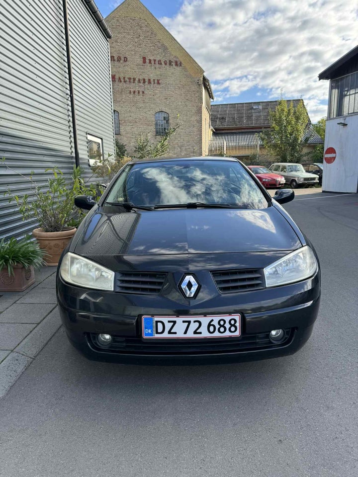 Renault Megane II 1,6 16V CC 2d