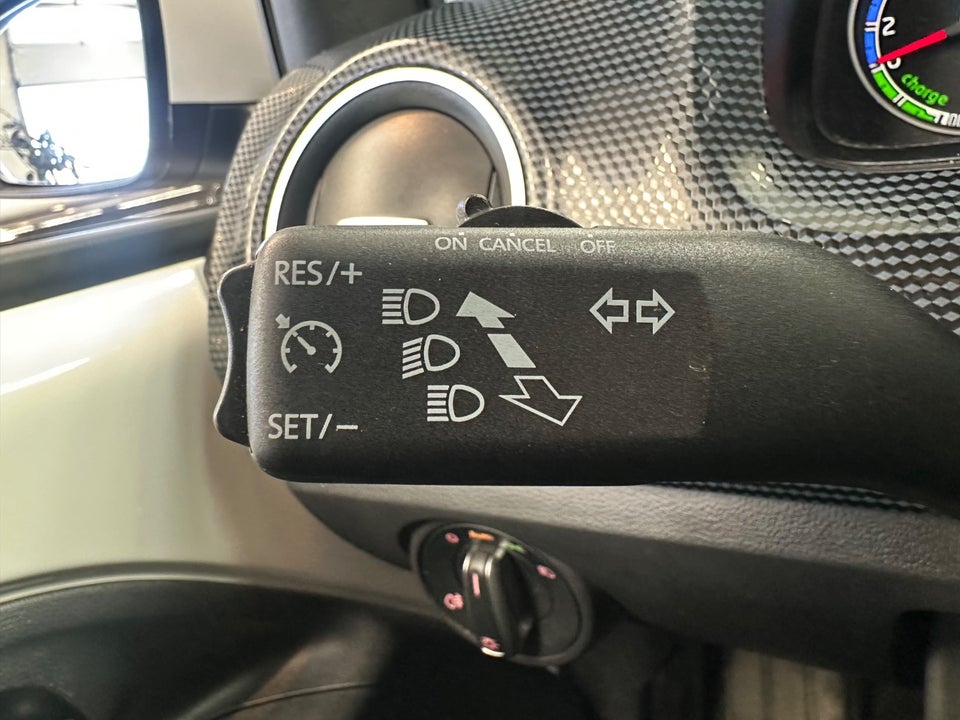 VW e-Up! Move Up! 5d