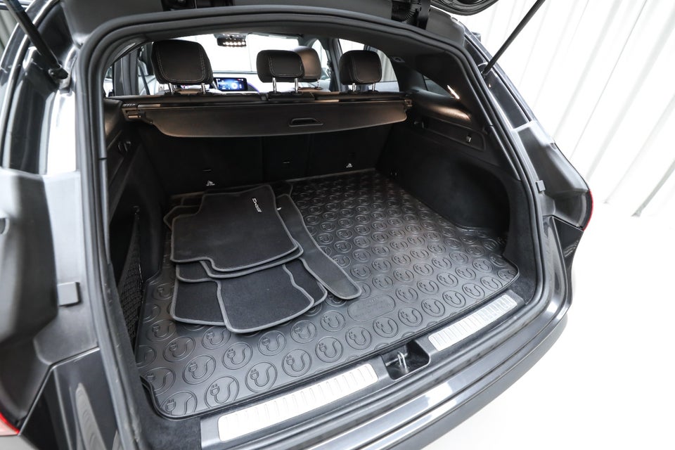 Mercedes EQC400 AMG Line 4Matic 5d