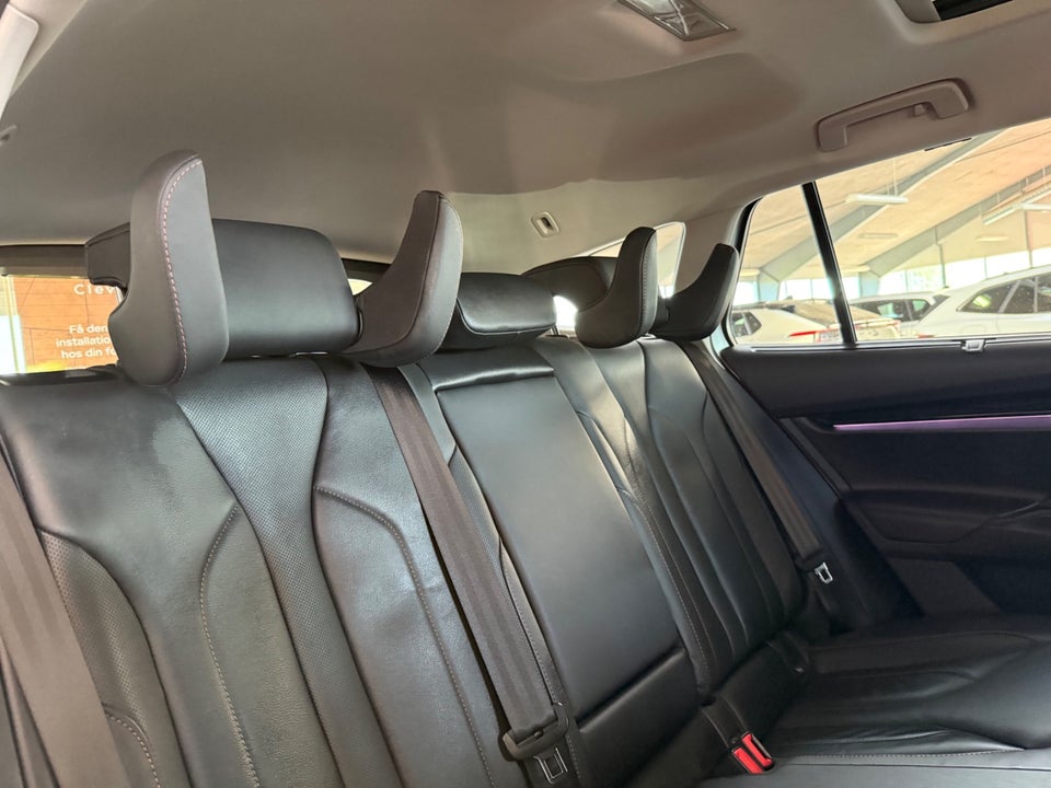 Skoda Enyaq 80 iV Suite 5d