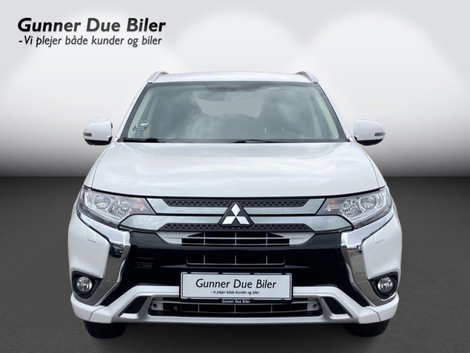 Mitsubishi Outlander 2,4 PHEV Inform+ CVT 4WD 5d