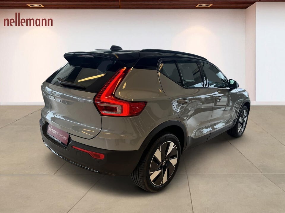 Volvo EX40 Extended Range Plus 5d