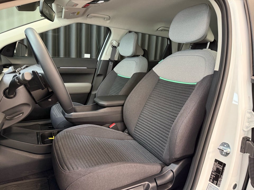 Kia EV4 58 Standard Range Access 5d