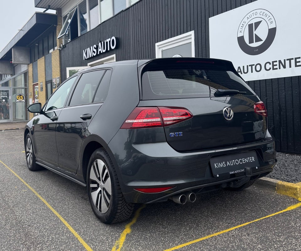 VW Golf VII 1,4 GTE DSG 5d