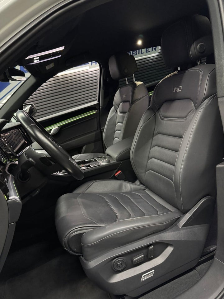 VW Touareg 3,0 TSi 340 R-line aut. 4Motion 5d