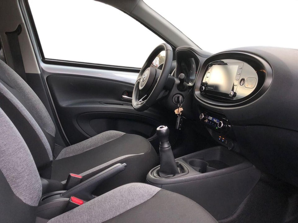 Toyota Aygo X 1,0 Active 5d