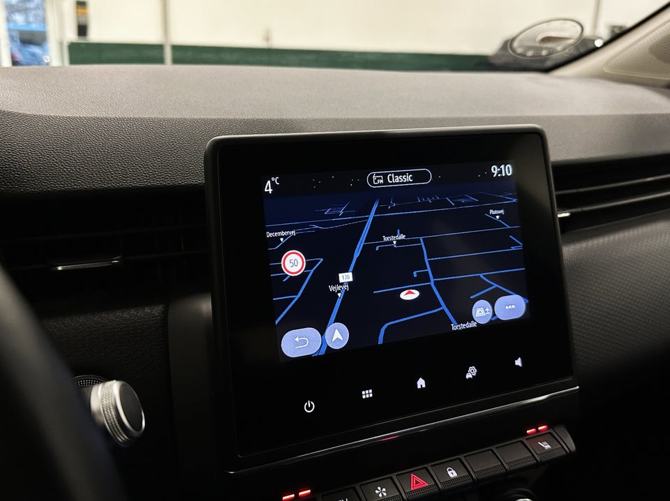 Renault Clio V 1,6 E-Tech Intens 5d