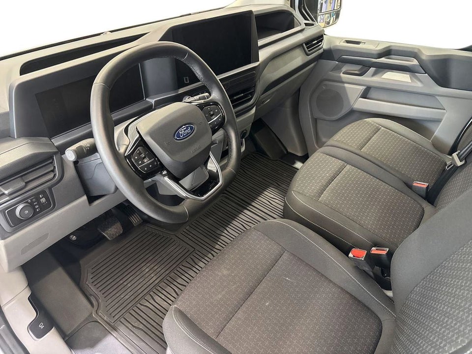 Ford E-Transit Custom 320L 64 Trend