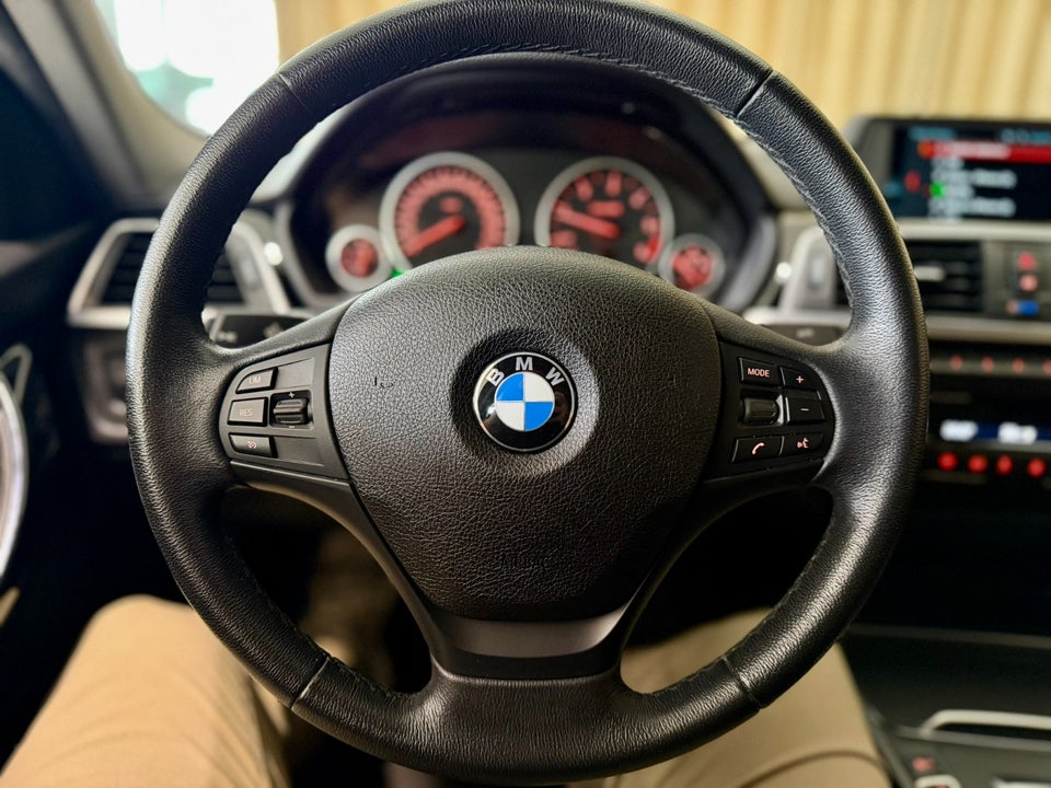 BMW 320d 2,0 Advantage aut. 4d