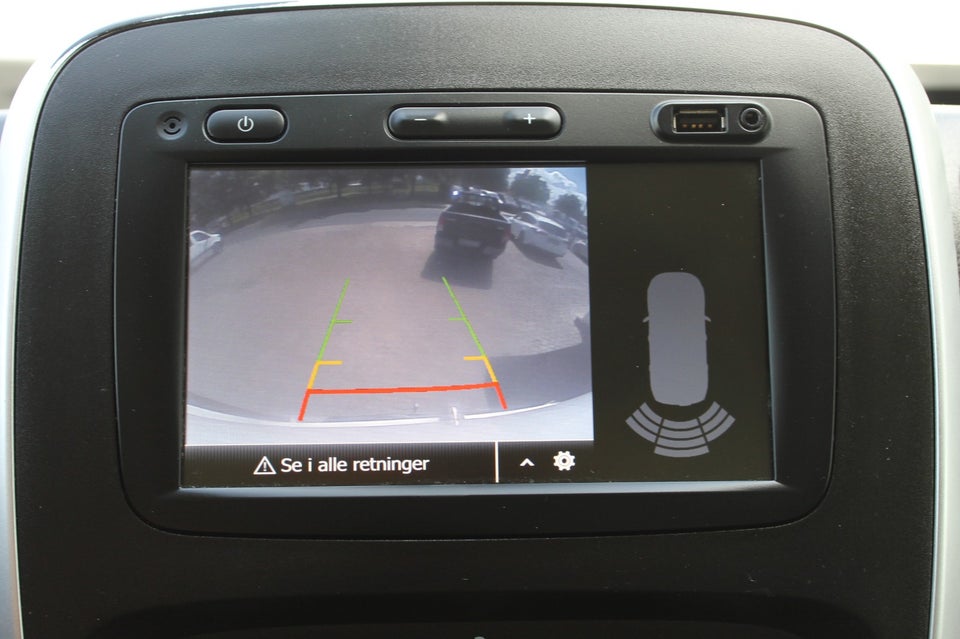 Renault Trafic T29 2,0 dCi 120 L2H1