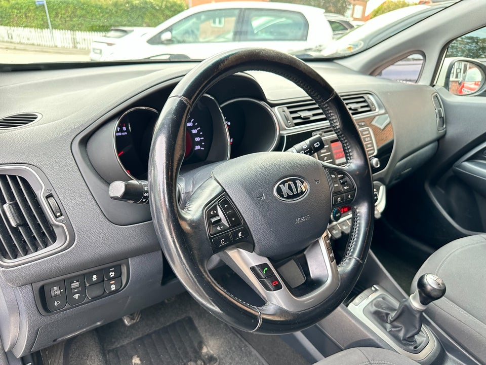 Kia Rio 1,2 CVVT Limited 5d