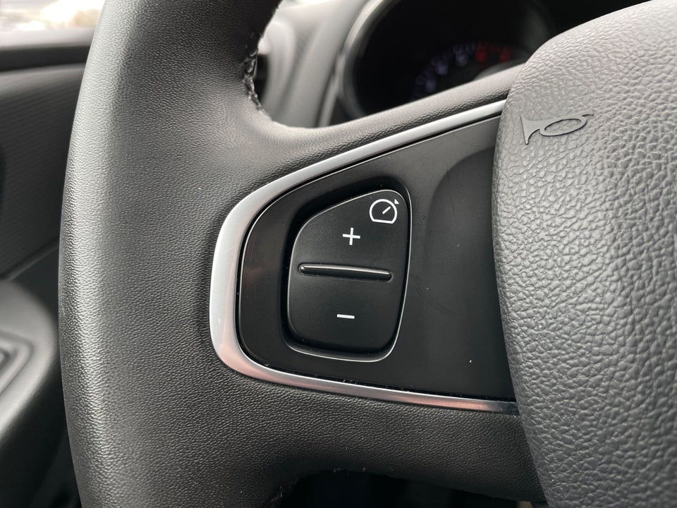 Renault Clio IV 0,9 TCe 90 Expression 5d