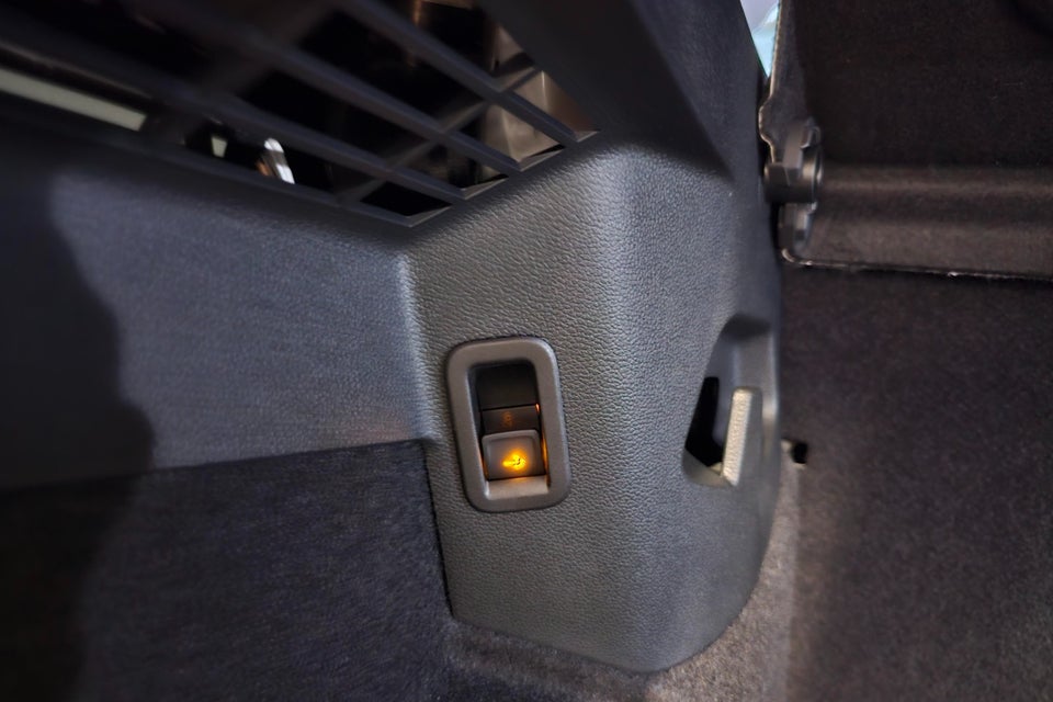 VW Golf VIII 1,5 GTE DSG 5d