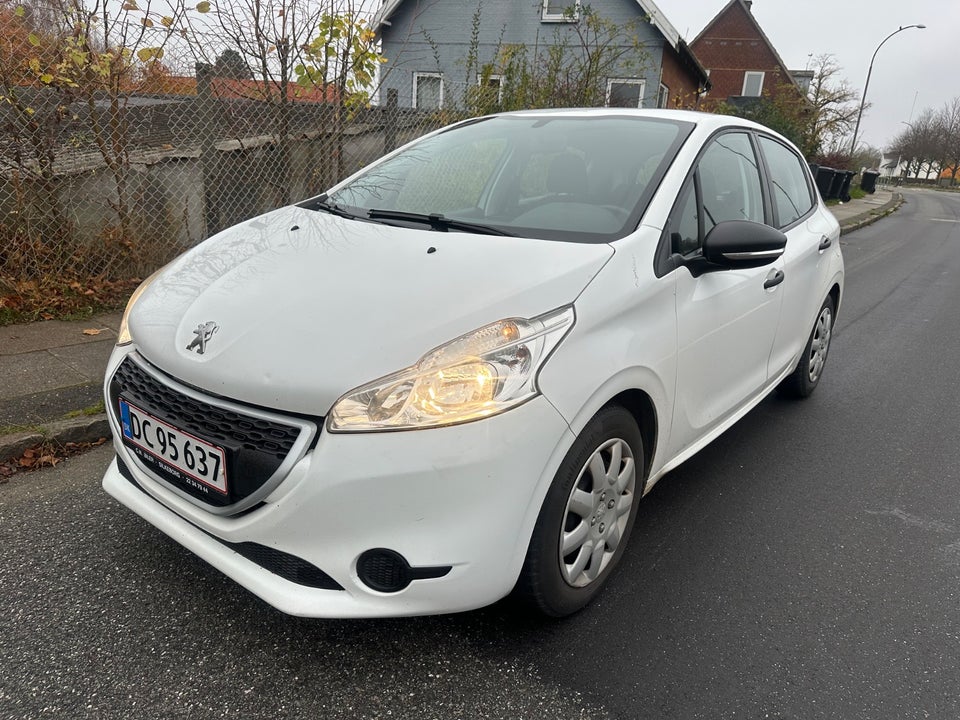 Peugeot 208 1,0 VTi Access 5d