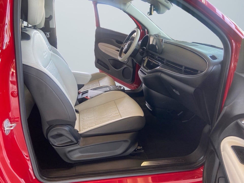 Fiat 500e 42 la Prima by Bocelli 3d