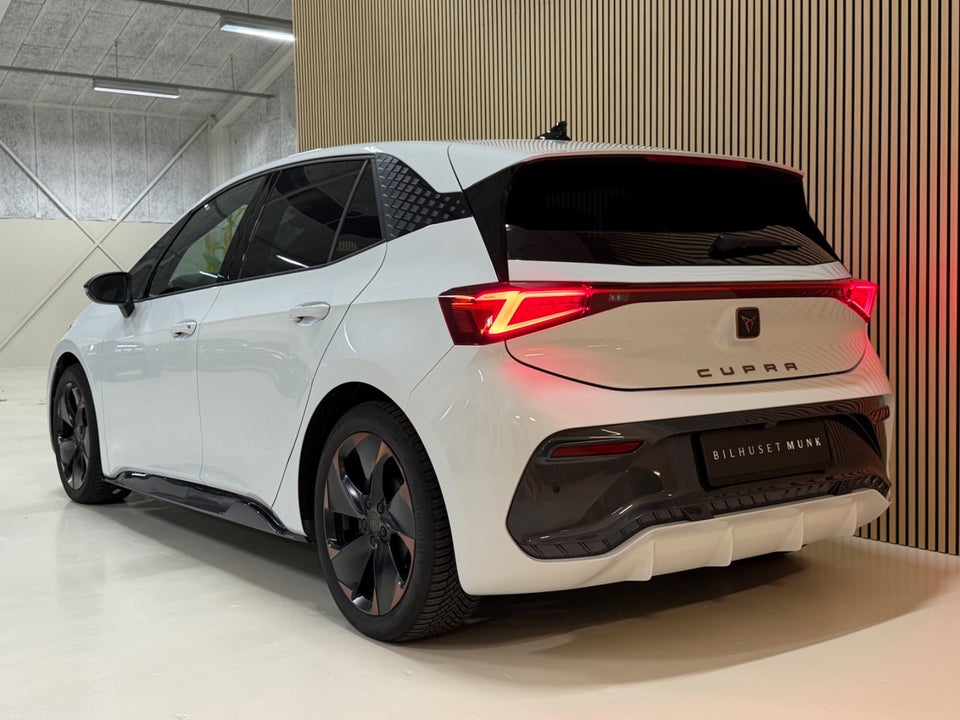 Cupra Born 58 Dinamica Pack High 5d