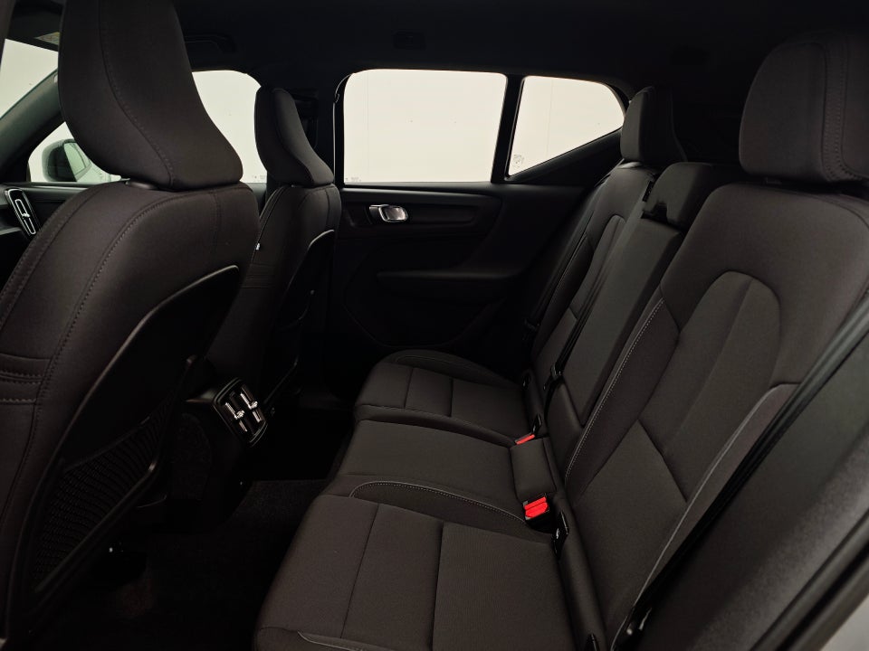 Volvo EX40 Extended Range Core 5d