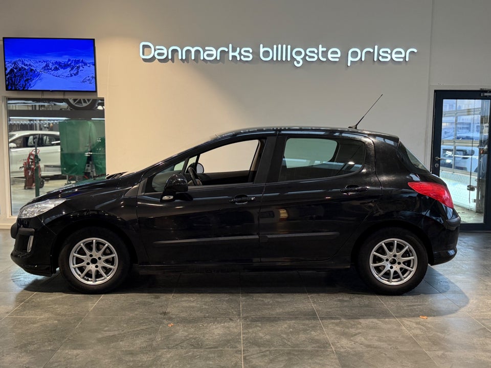 Peugeot 308 1,6 VTi Premium 5d