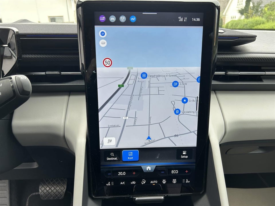 Ford Capri 82 Premium Extended Range 5d