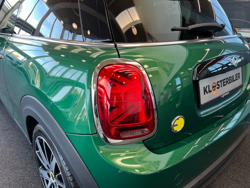 MINI Cooper SE Classic Trim 3d