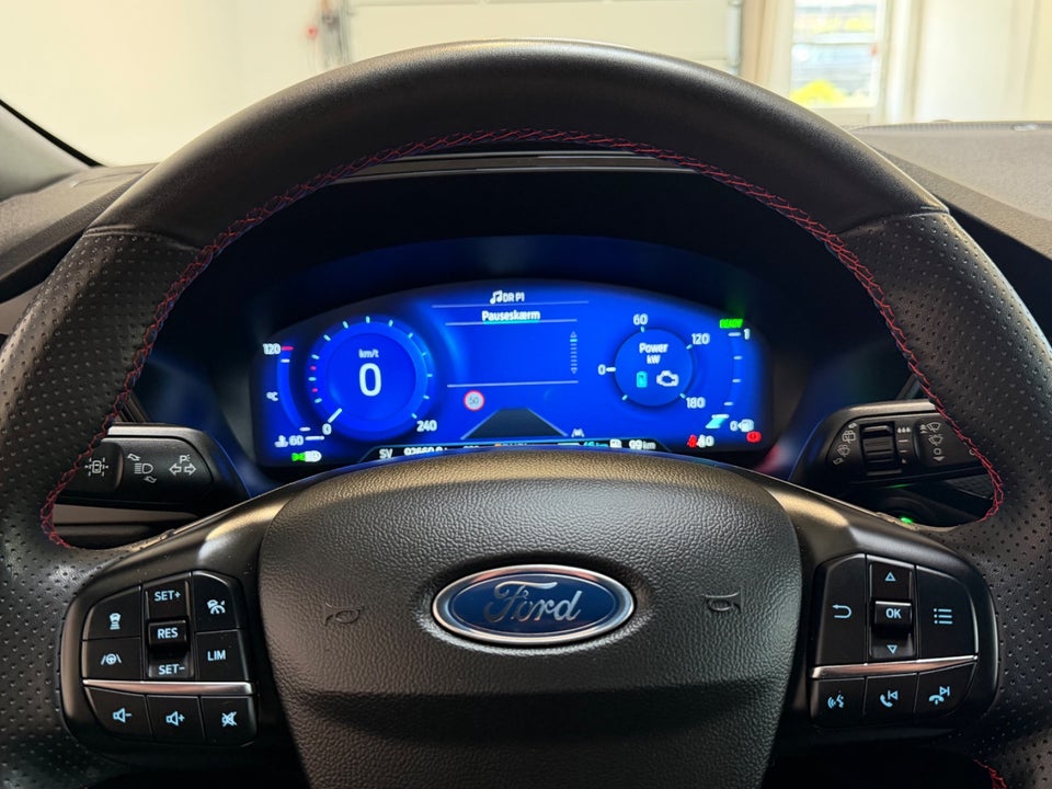 Ford Kuga 2,5 PHEV ST-Line X CVT 5d