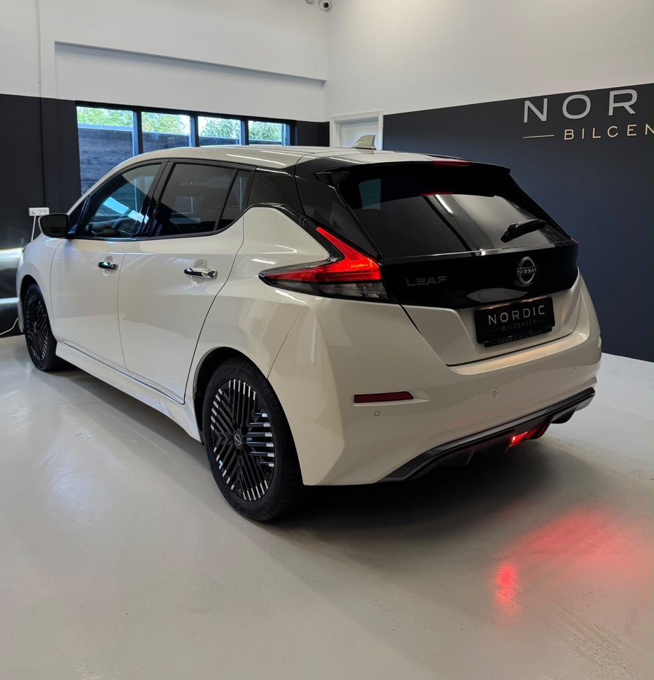 Nissan Leaf 39 N-Connecta 5d